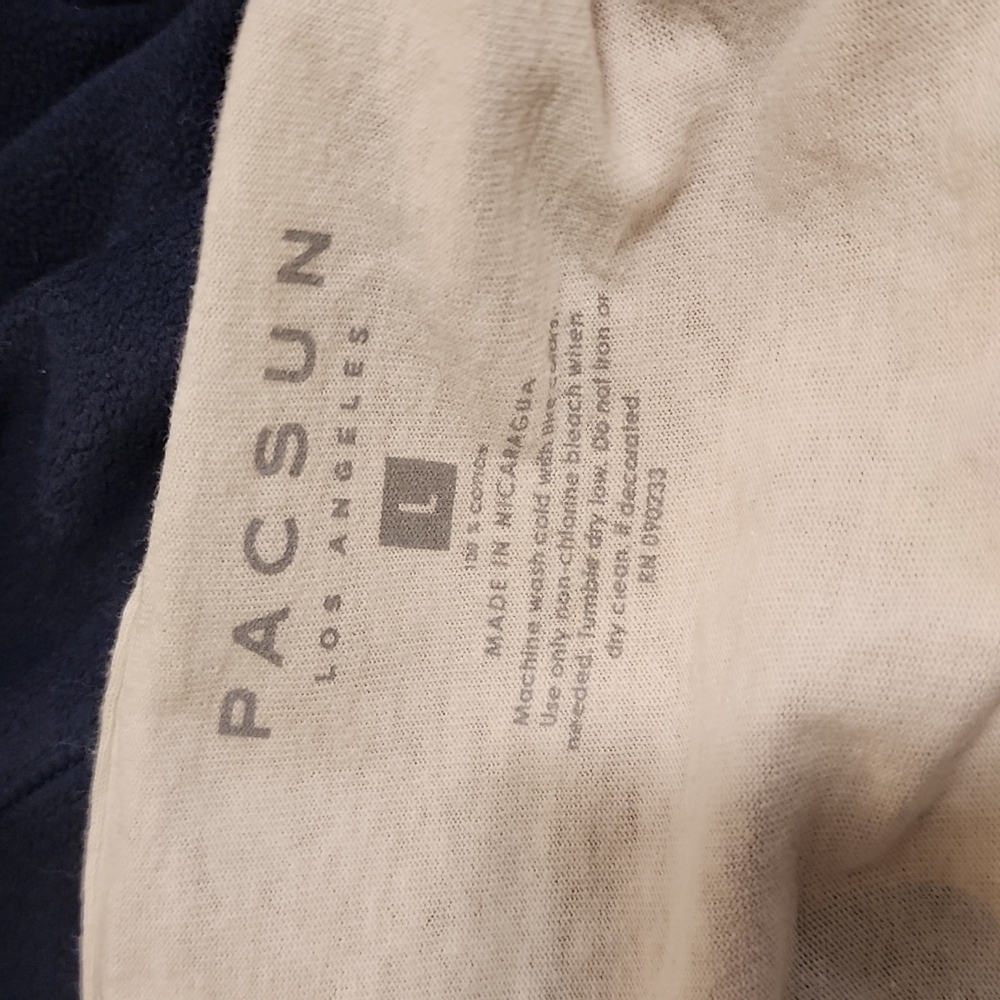 PacSun Long Sleeve Cotton Shirt Large Of White STRANGE Printed Sleeves and Back - Picture 4 of 4